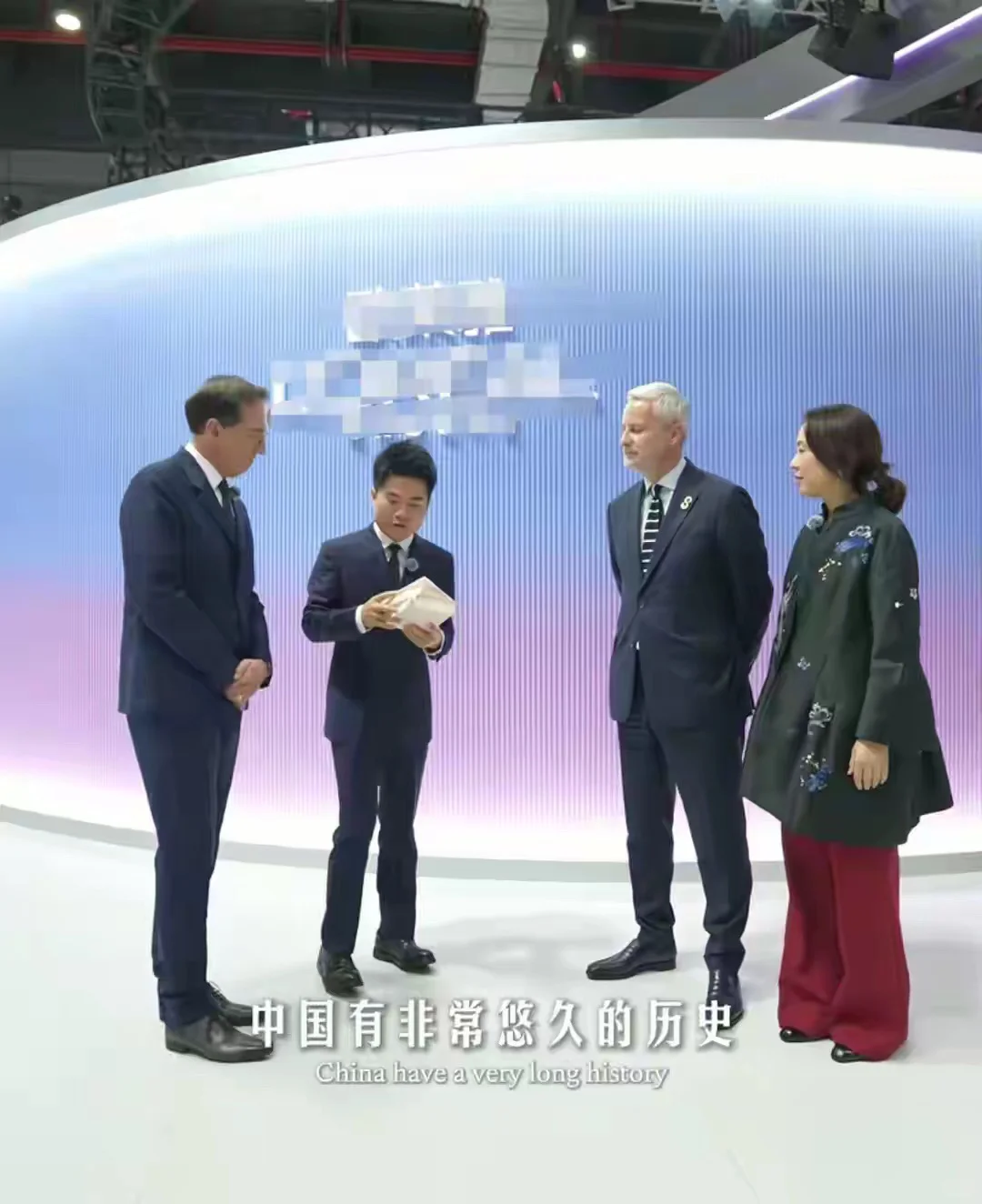 李阳吐槽董宇辉英语，语法错误+发音很奇怪