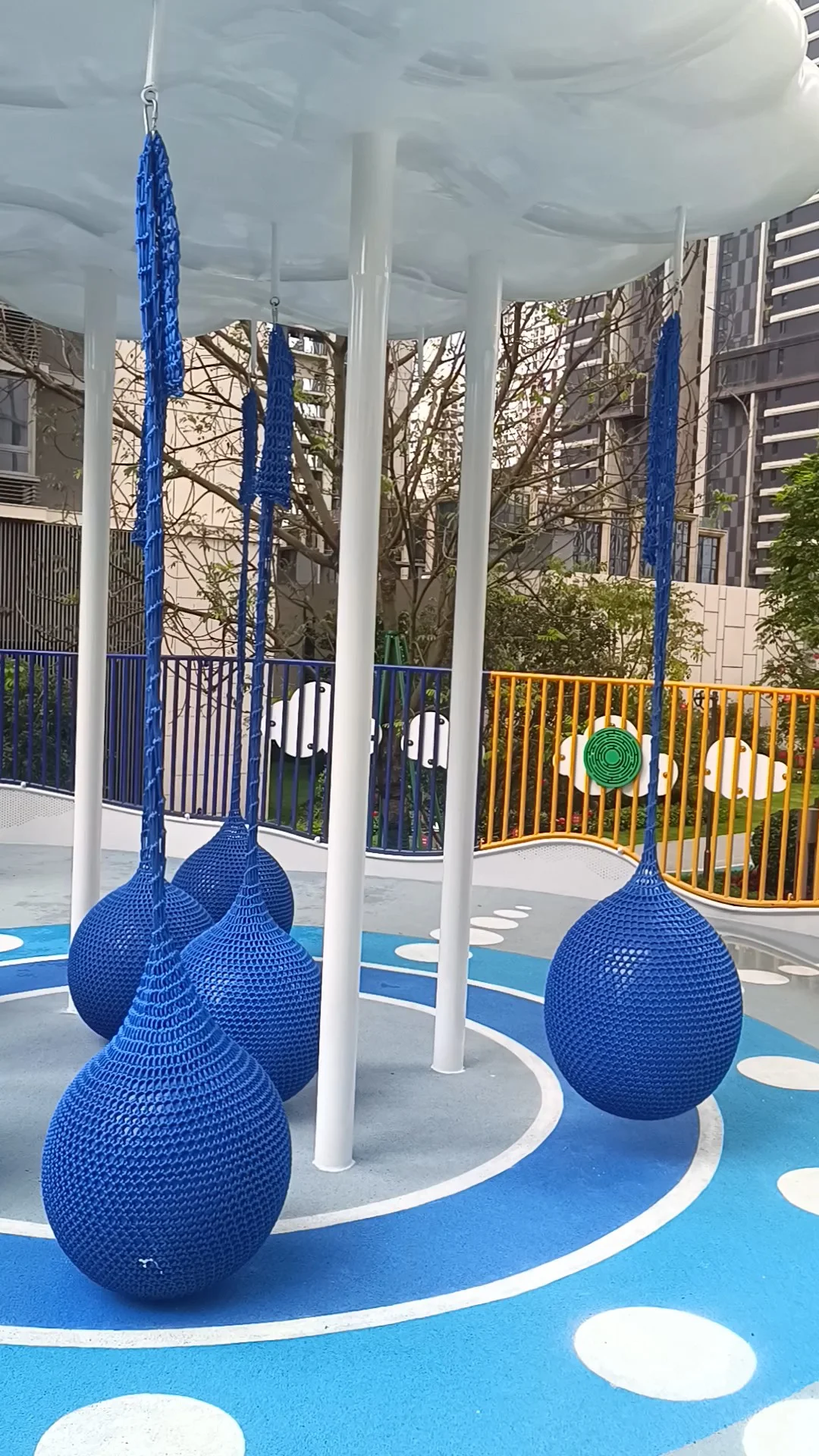 滑滑梯厂家哪家好?广州宝妈/园长私藏的靠谱