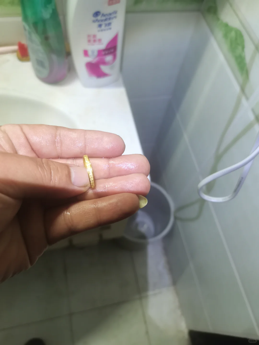 江苏东海县成功打捞戒指