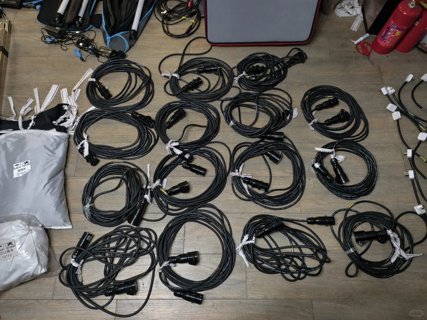 杭州拍片缺设备?找我们!萧山影视器材租赁