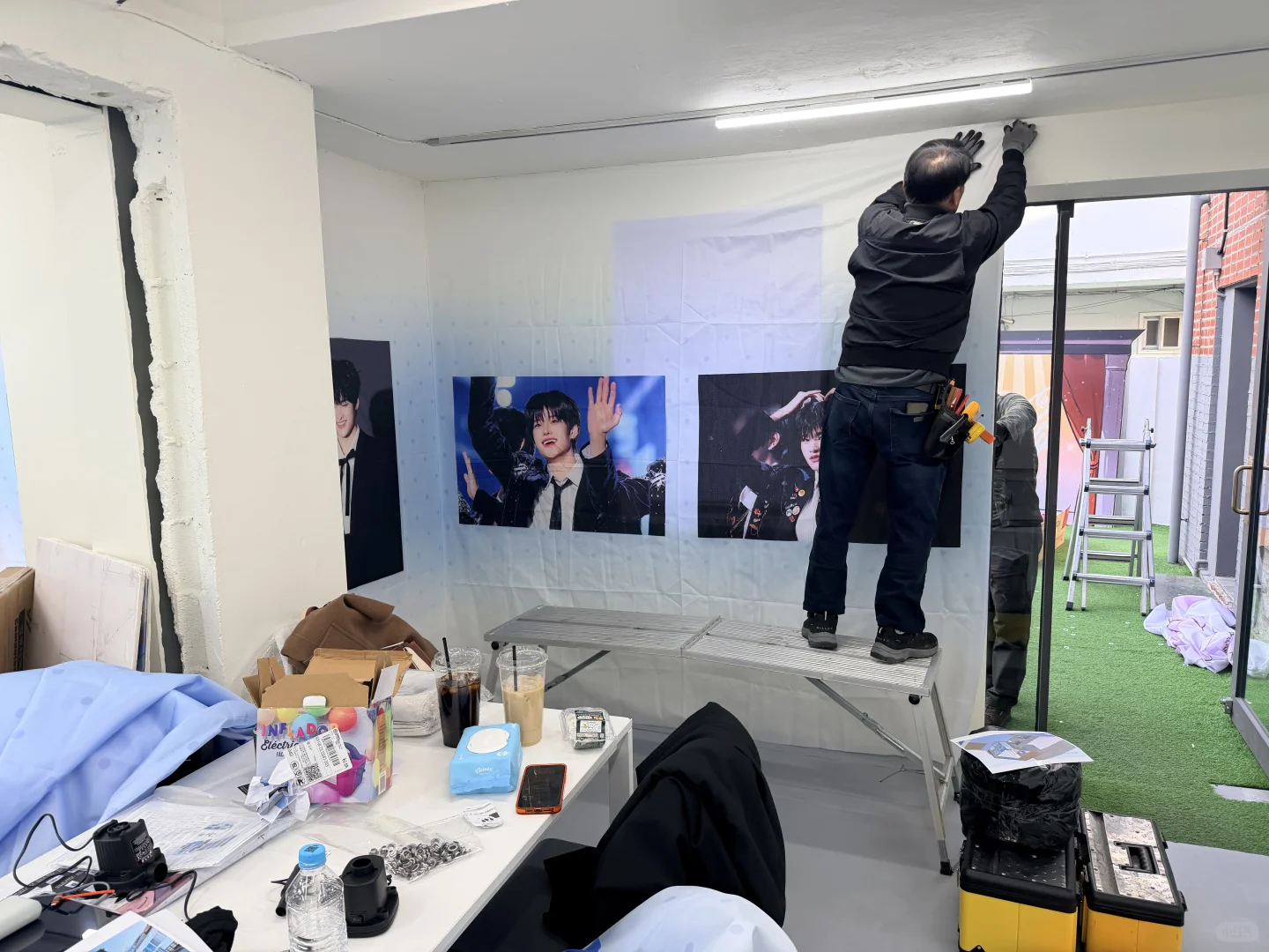 韩国本地活动event公司-弘大idol男团体验馆