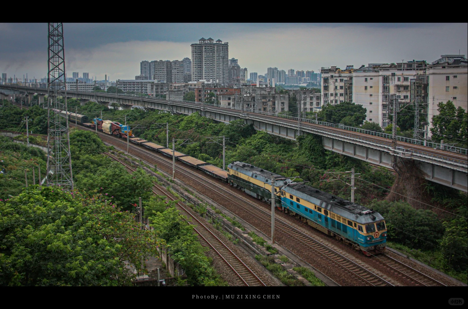 【大件运输】超级超限，移动路障。