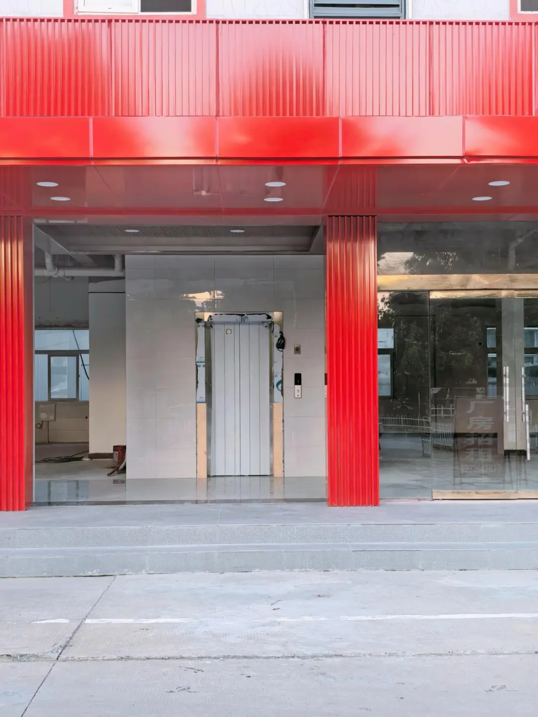 夏天远去 秋天已来 厂房还在等你