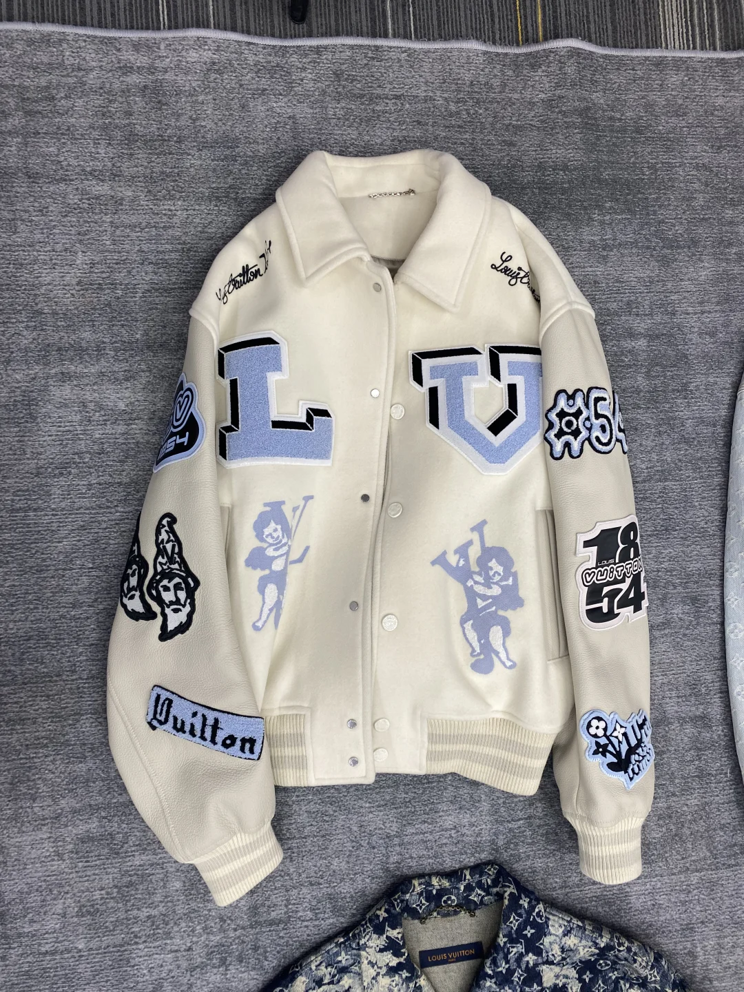 找到一家靠谱的奢侈品鞋服回收店?少走弯路