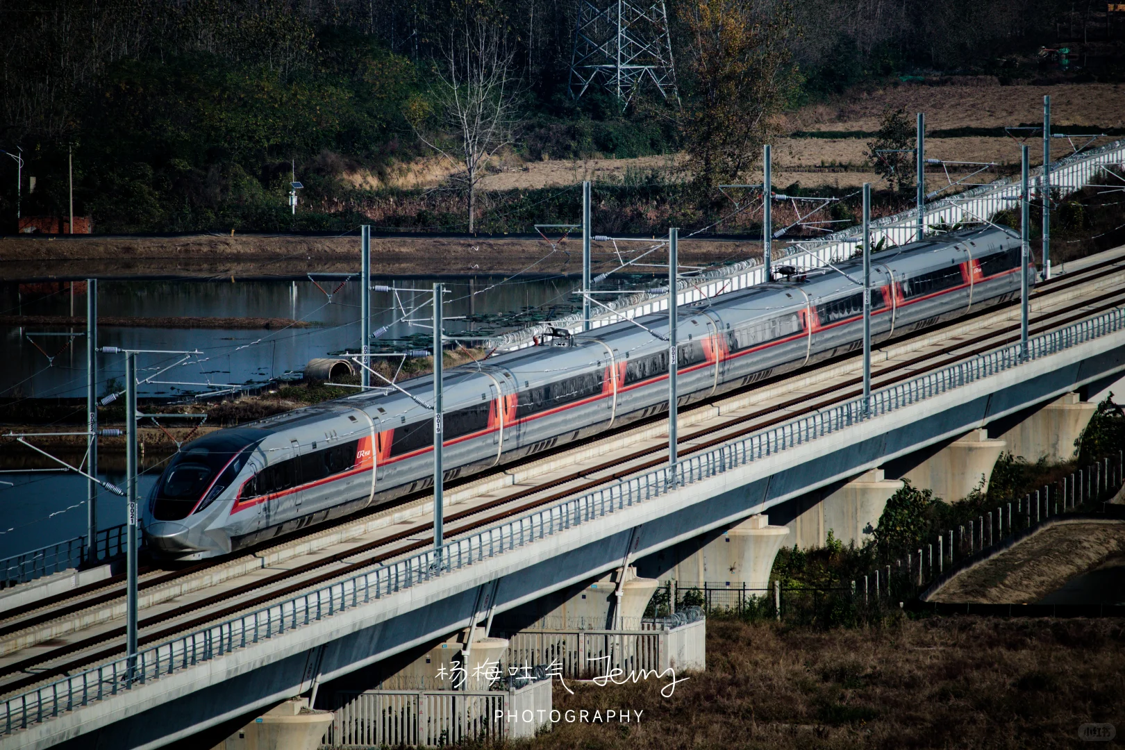 CR450系正在武宜高铁试跑