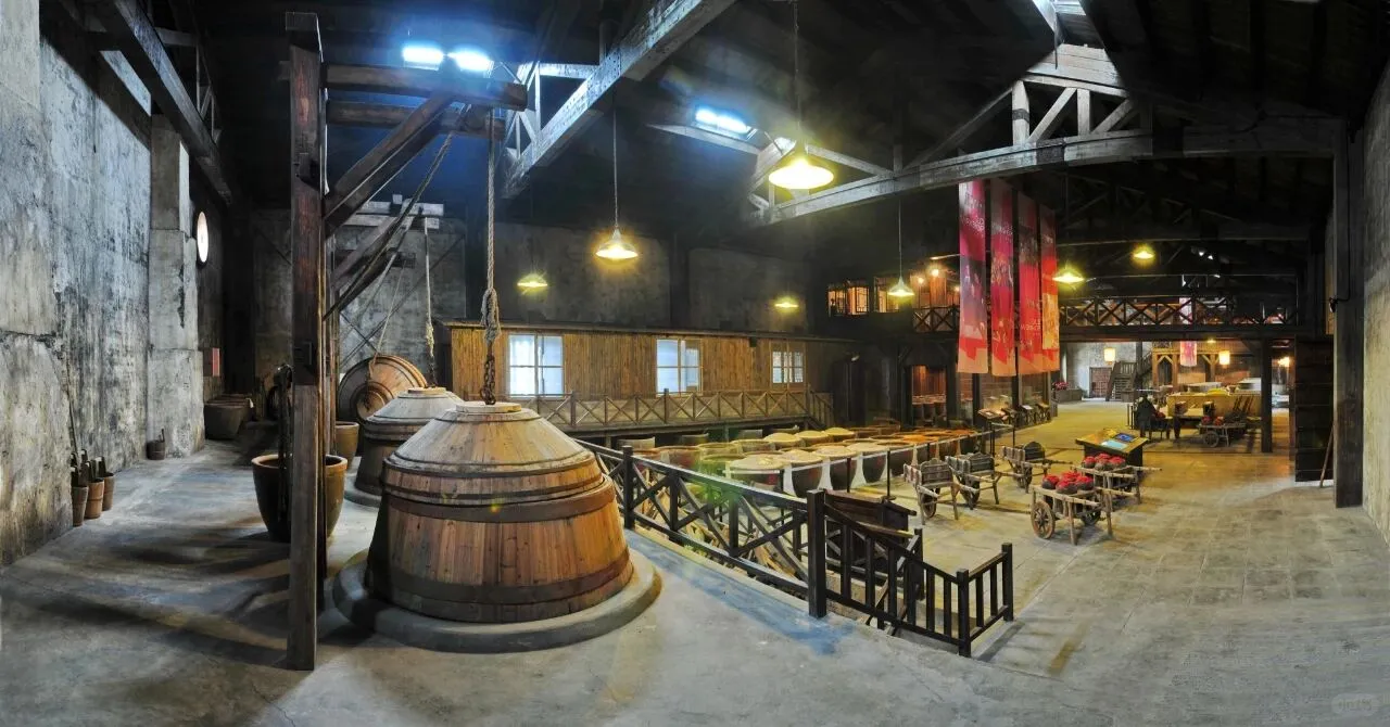 2025这个秋天,在镇江开启美食之旅→