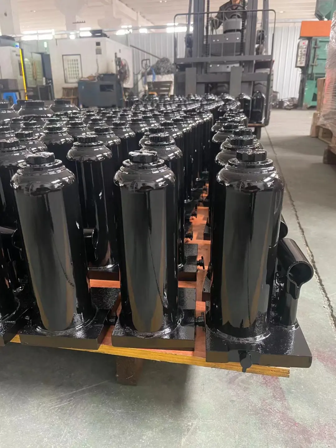 立式液压千斤顶