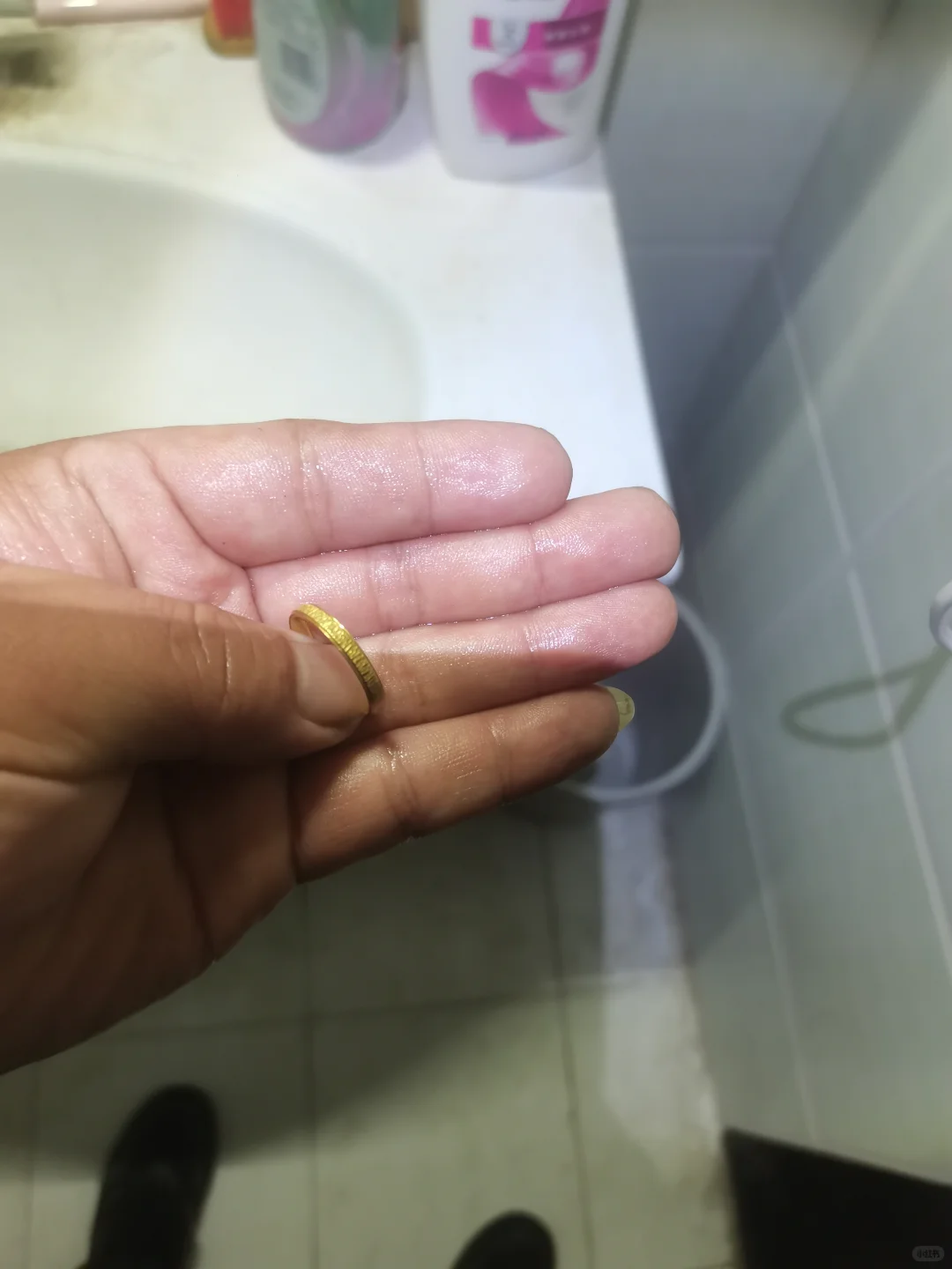 江苏东海县成功打捞戒指