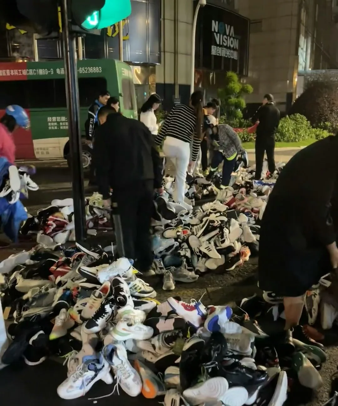 拿货七个多，卖二十九一双