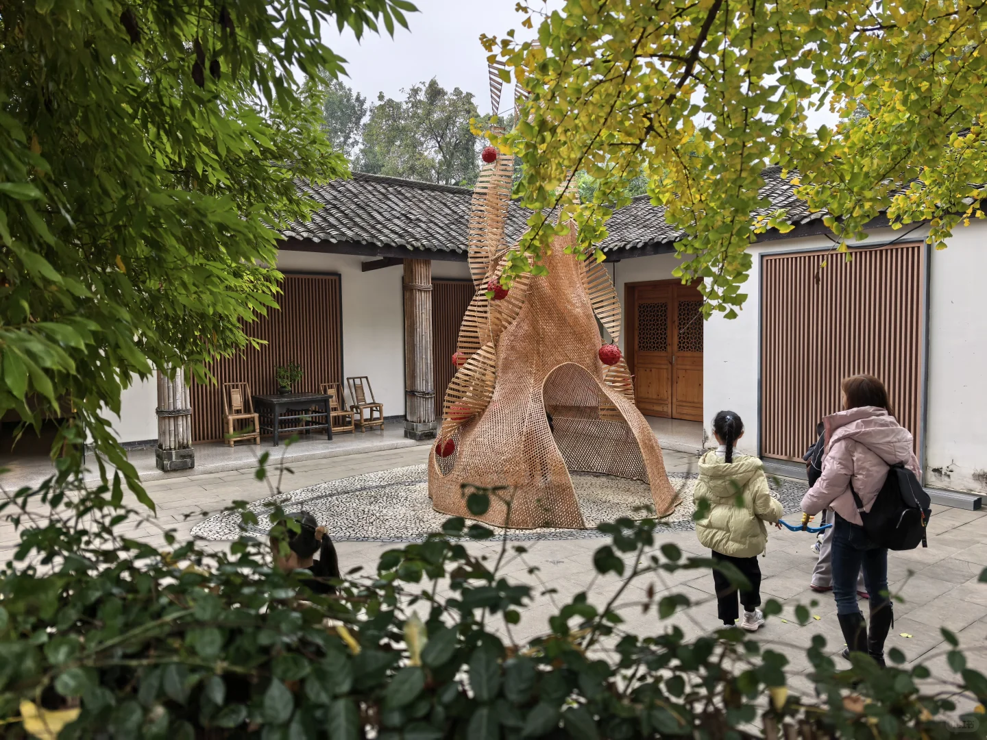 再次感受成都美丽乡村后有感