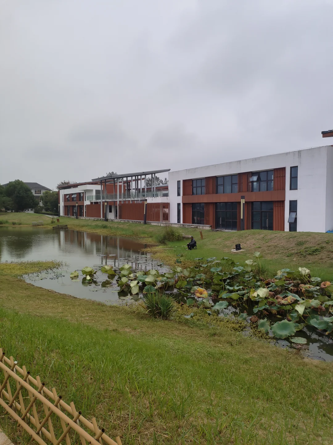 一起搞钱+免费住宿!婚礼及宠物主理人招募