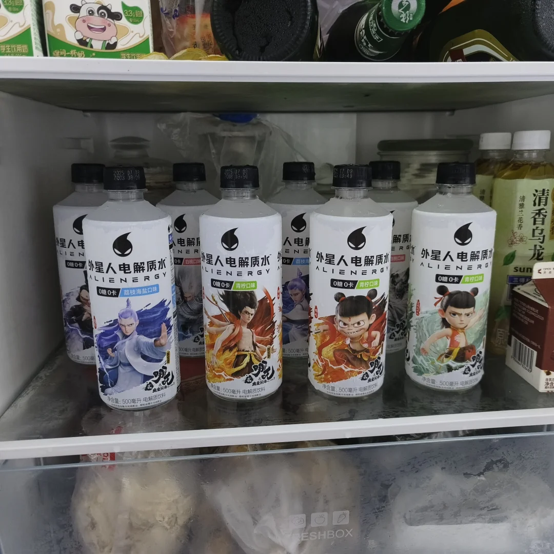 711也有哪吒2皮肤的外星人电解质水了