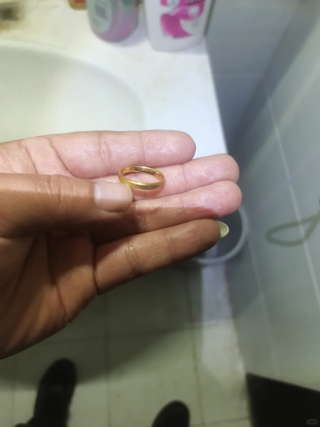 江苏东海县成功打捞戒指