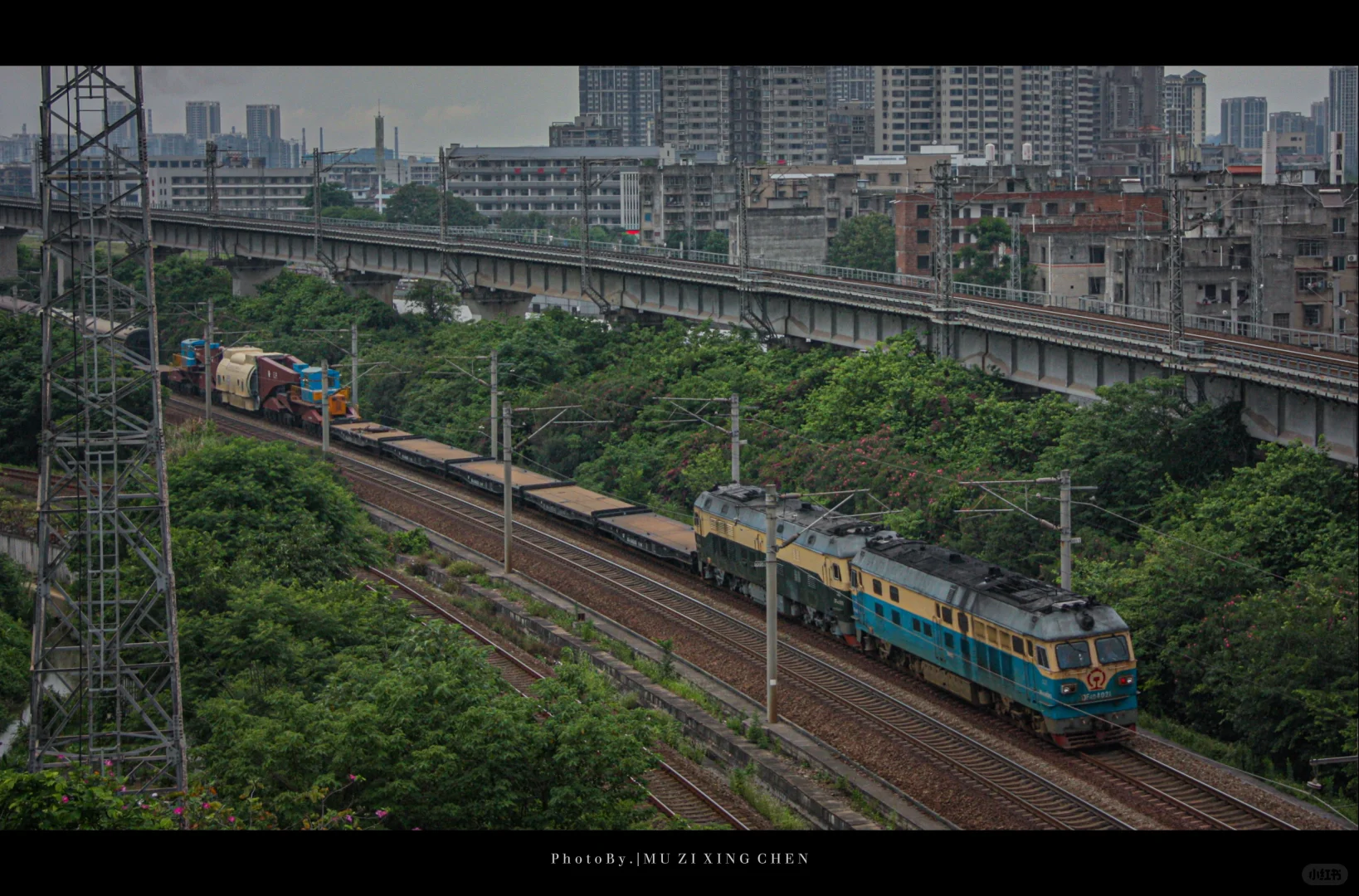 【大件运输】超级超限，移动路障。