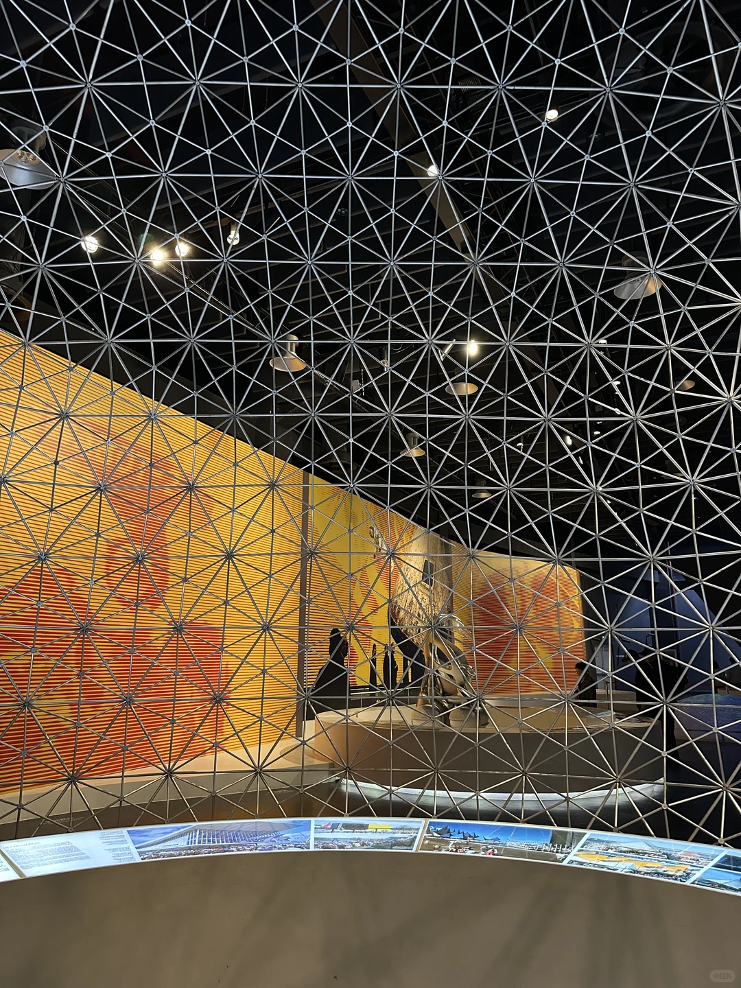 上海世博会是我们青春的回忆吧