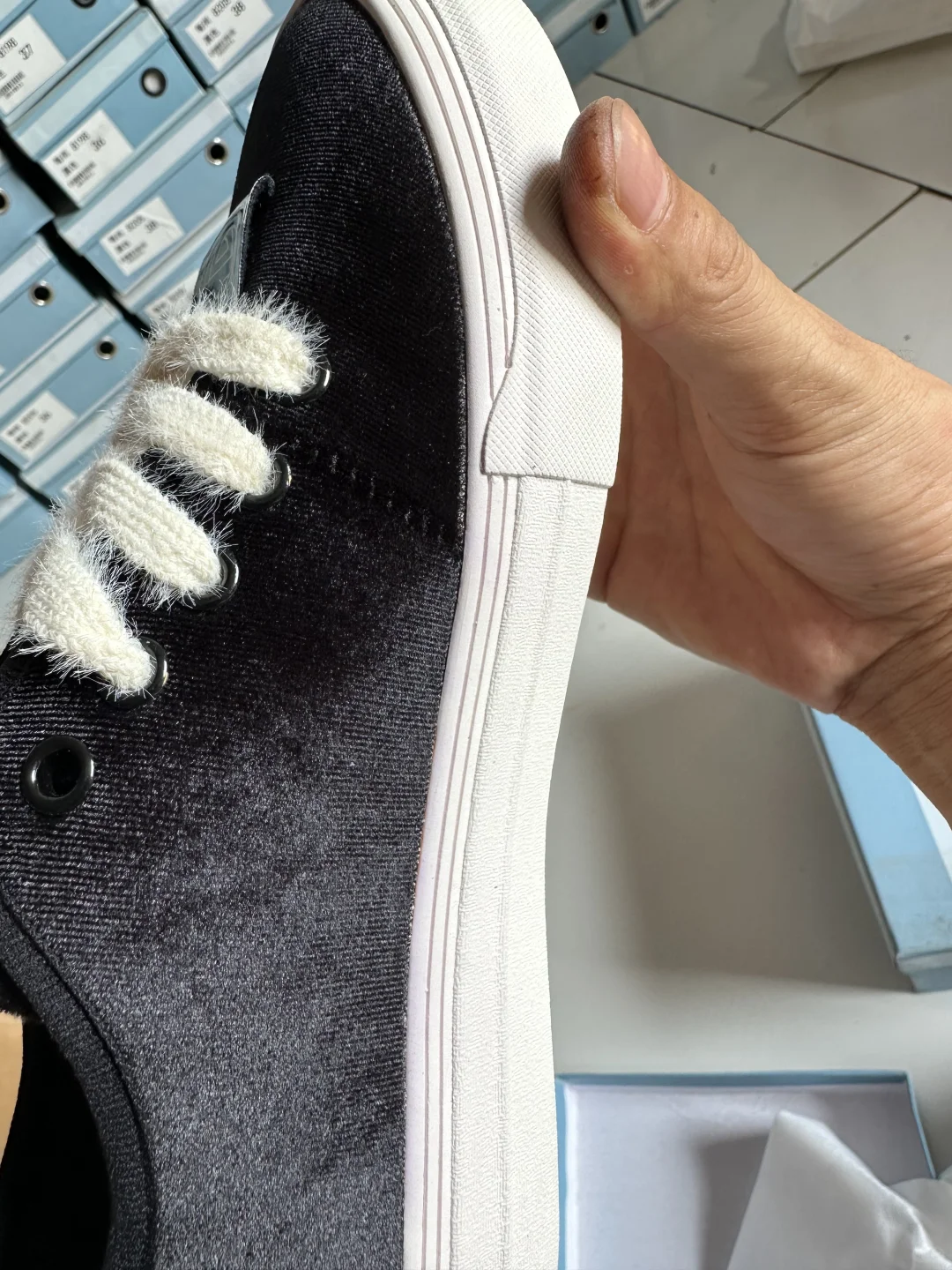 鞋子撤店怎么办