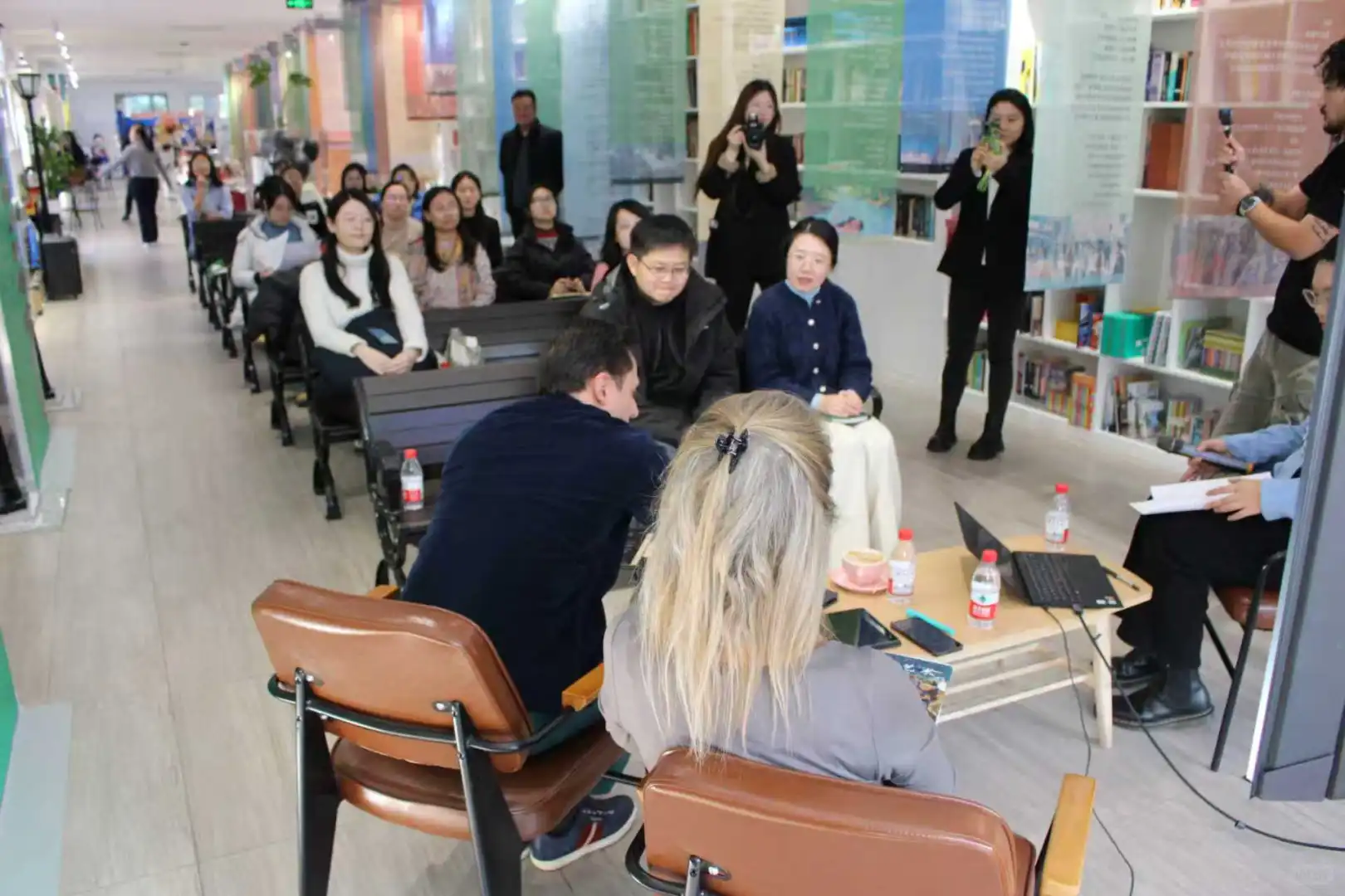 中国外文局拉美角：拉美文化脉动与出版新声