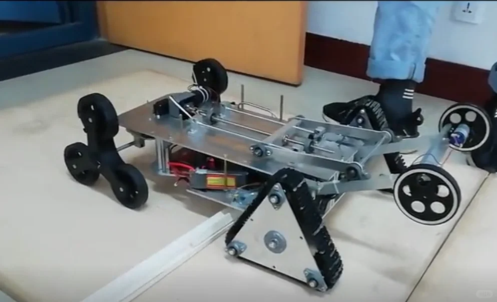 【接机器人、小车、机械臂实物制造】