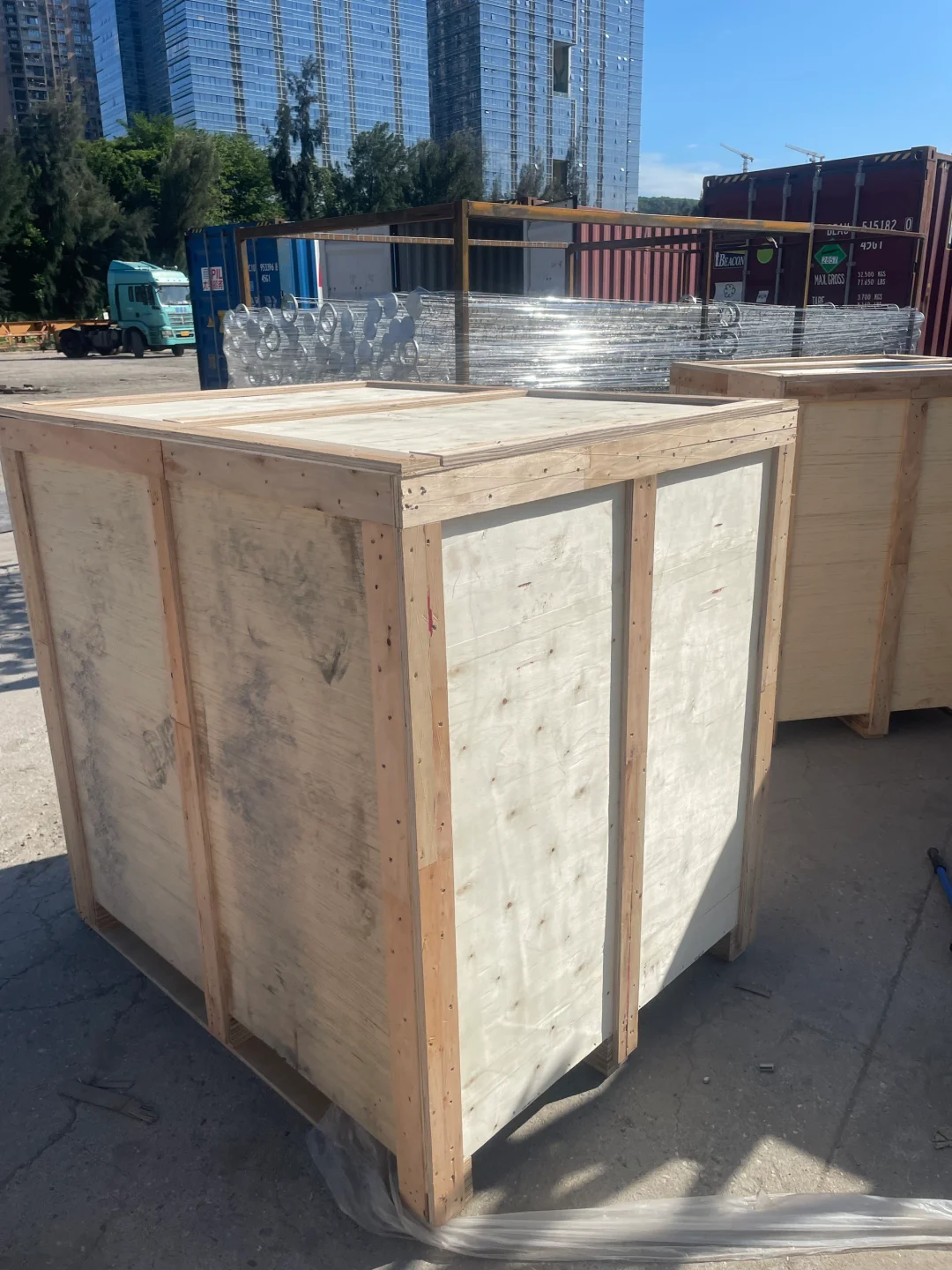 工厂设备搬迁、起重移位，设备搬运。