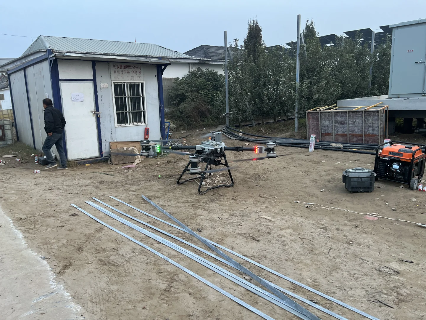 飞机不听话，把他拴起来