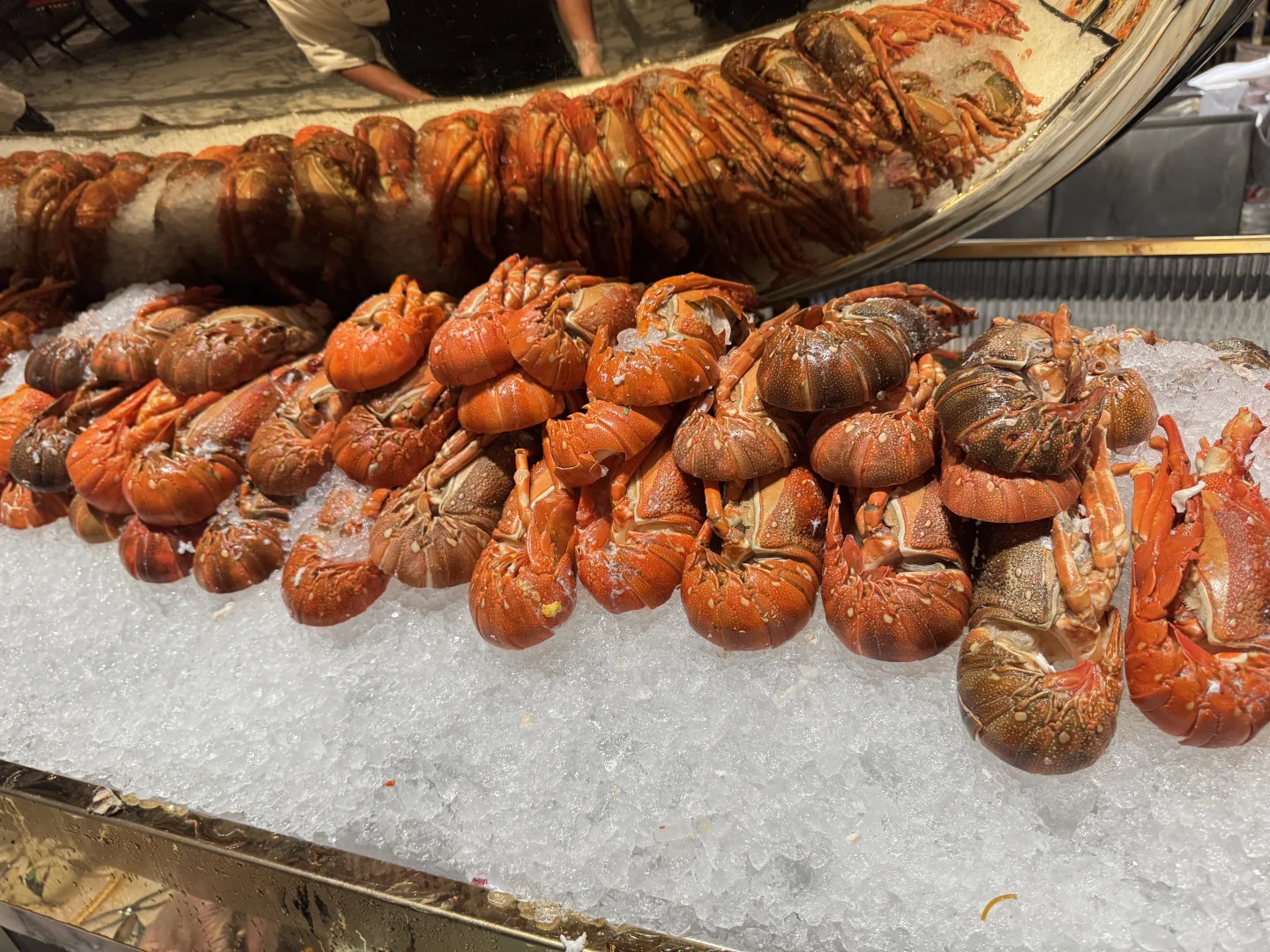 在迪拜把海鲜吃回本了