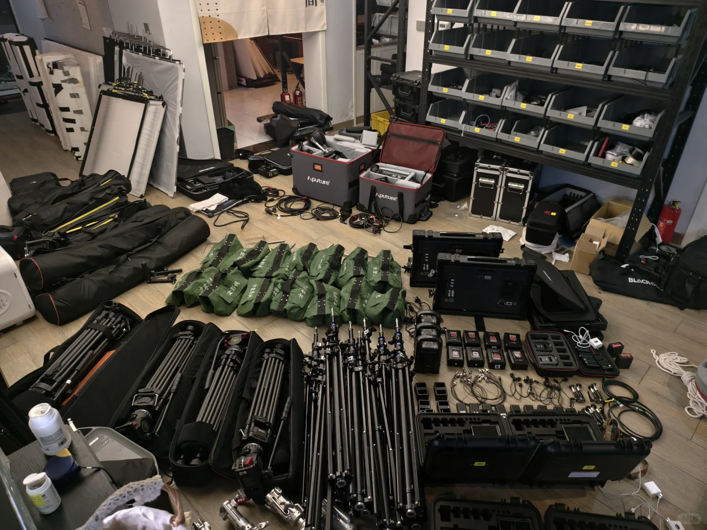 杭州拍片缺设备?找我们!萧山影视器材租赁