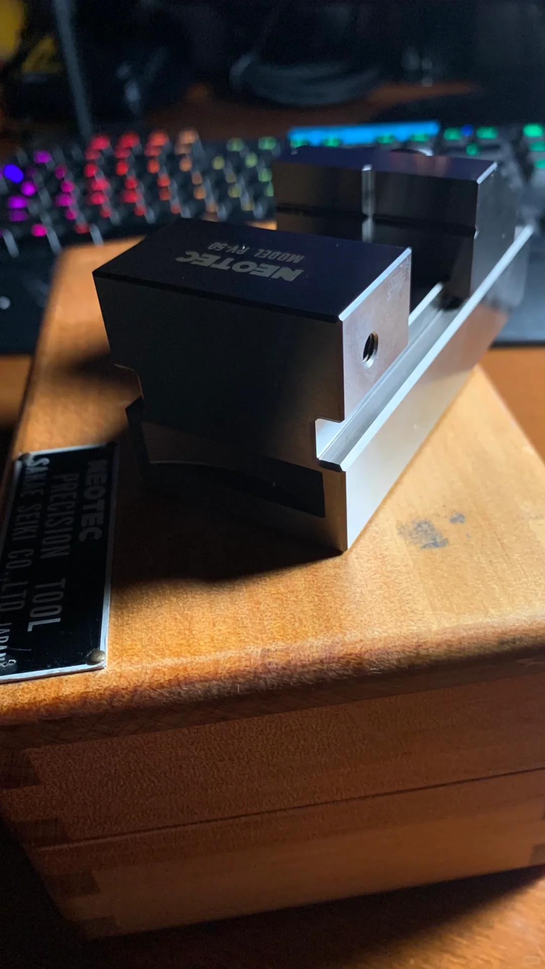 日本精密小台钳