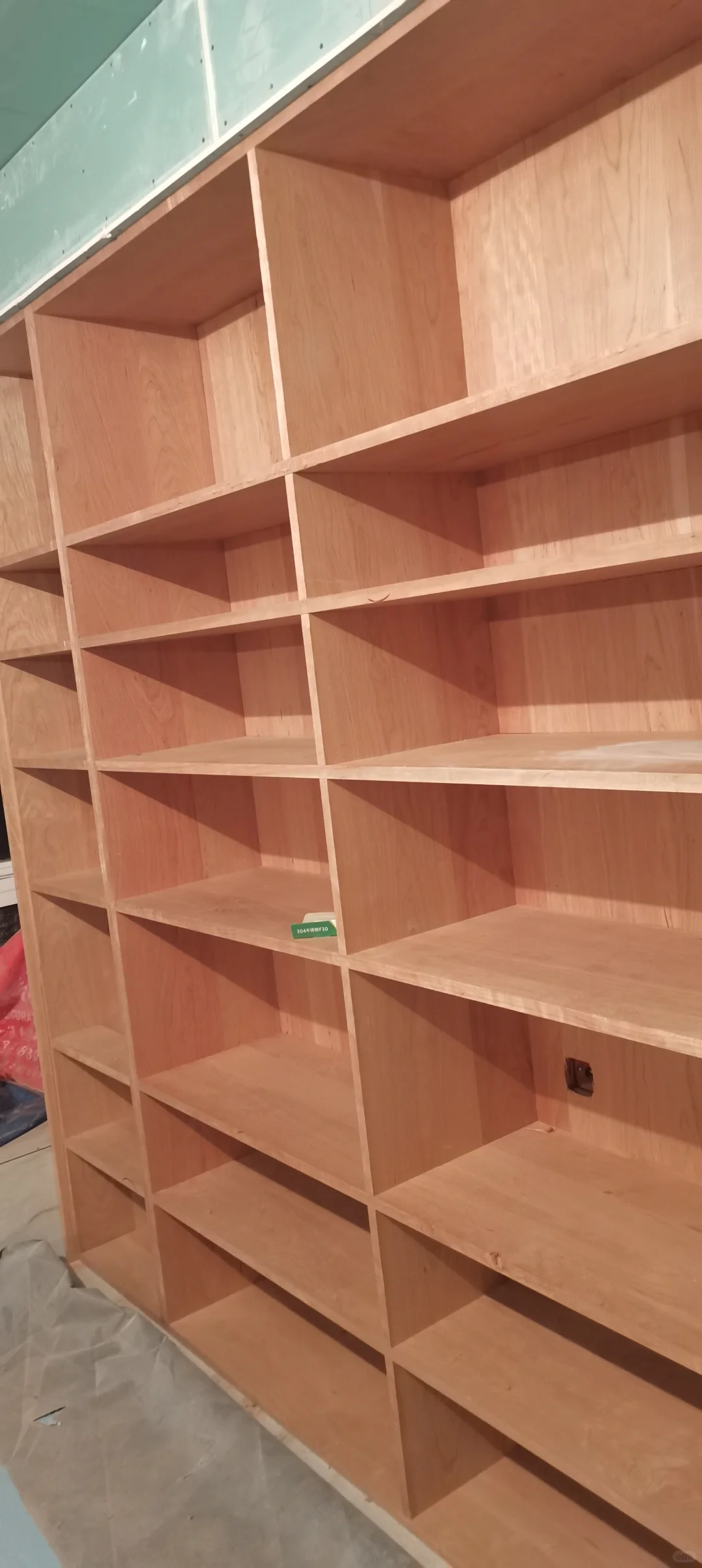 评分:全屋定制VS木工打柜子:北美樱桃木