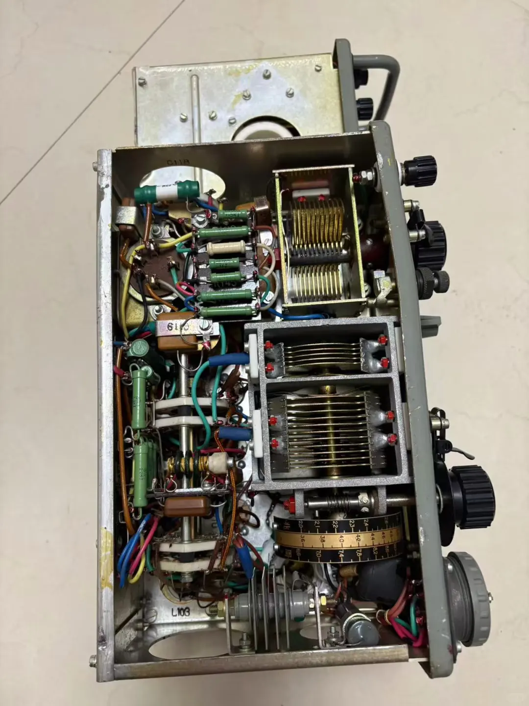 雅 俗 共 赏、雅 俗 共 赏、