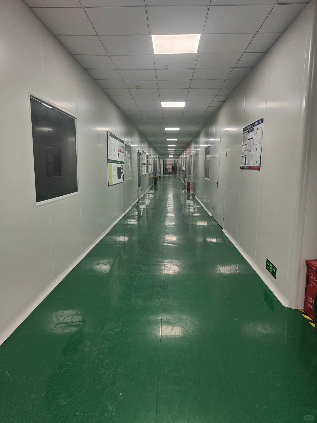 食品加工厂，使用1年，1350平，直接办证