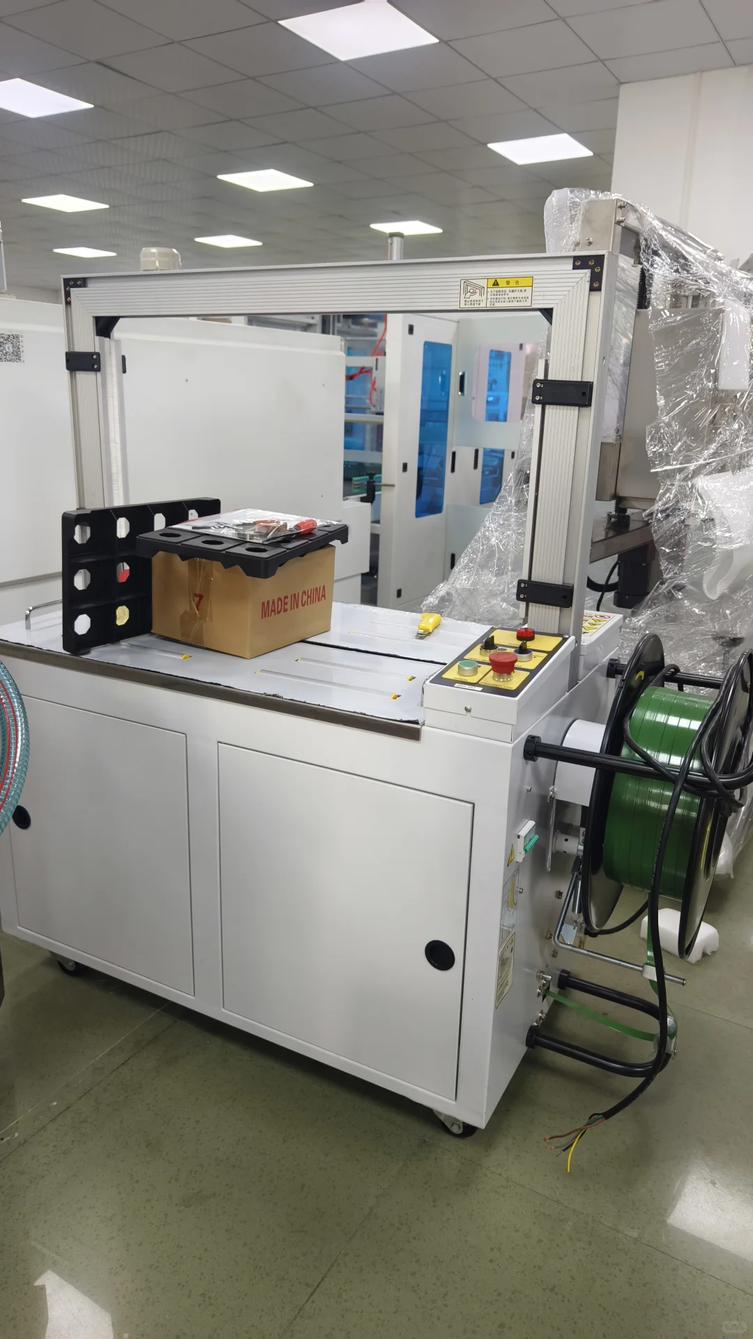 封切一体机、封切机、封箱打包机、封箱机