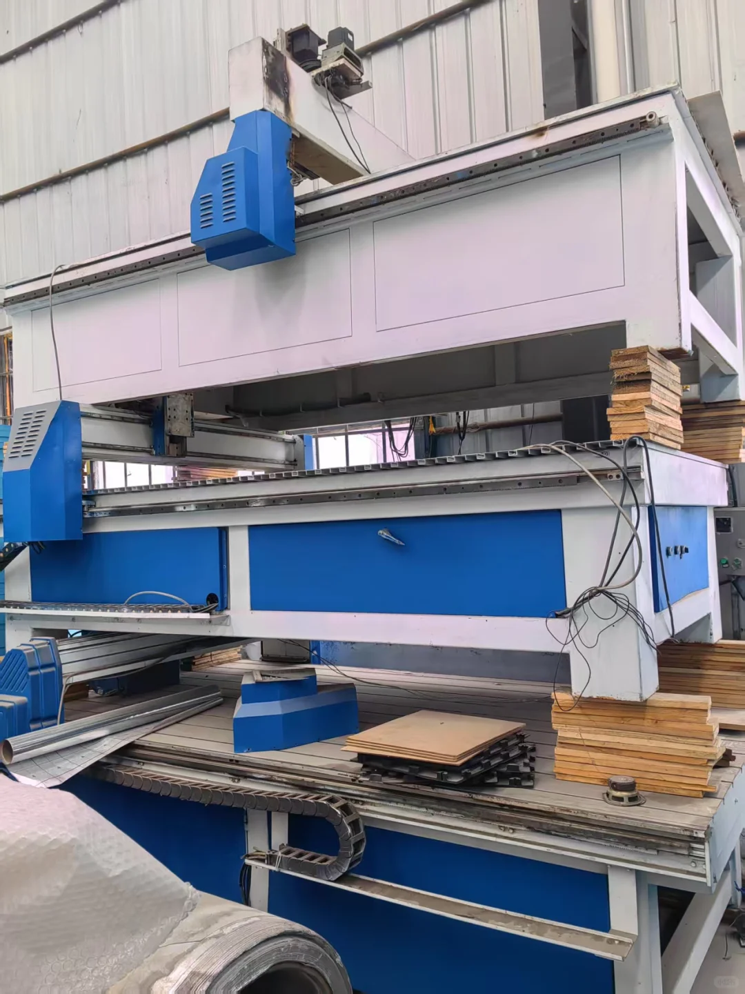 厂二代们，有需要雕刻机的吗？