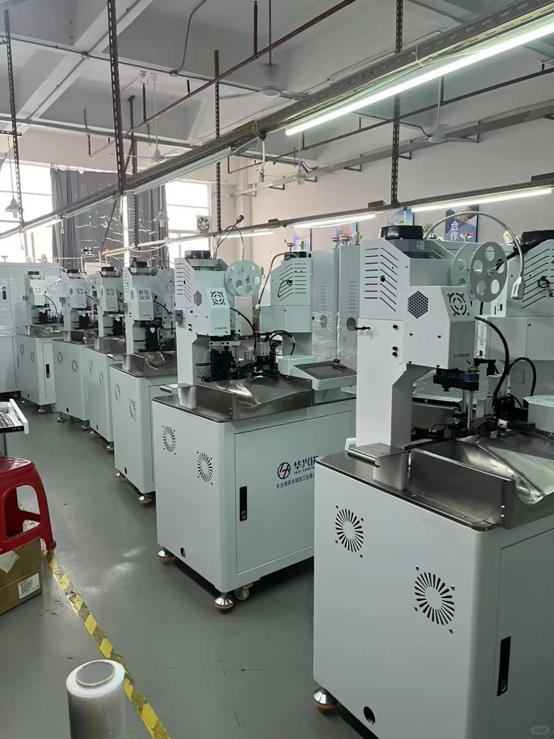 全自动双头端子机 骨折价，需要私?