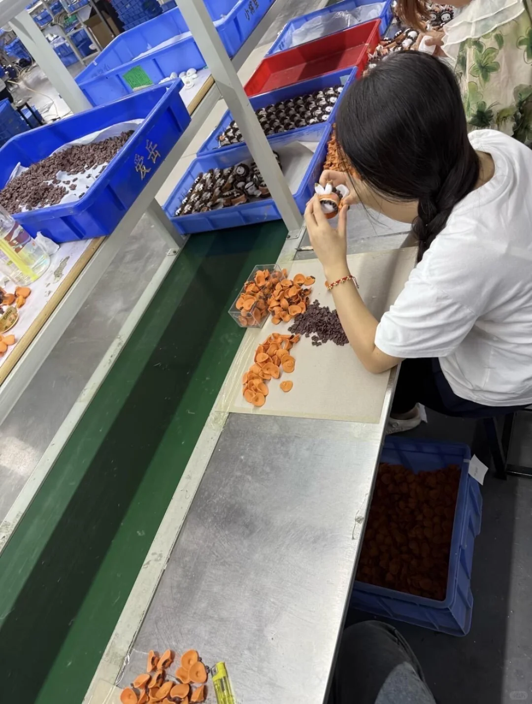 纸盒包装小厂长白班坐班一个月5200