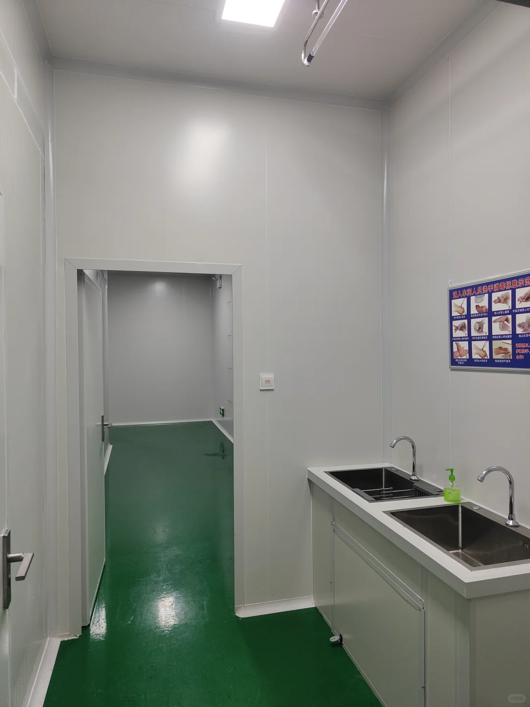 食品加工厂，使用1年，1350平，直接办证