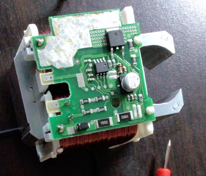 有没有会修电路板的大佬！！！