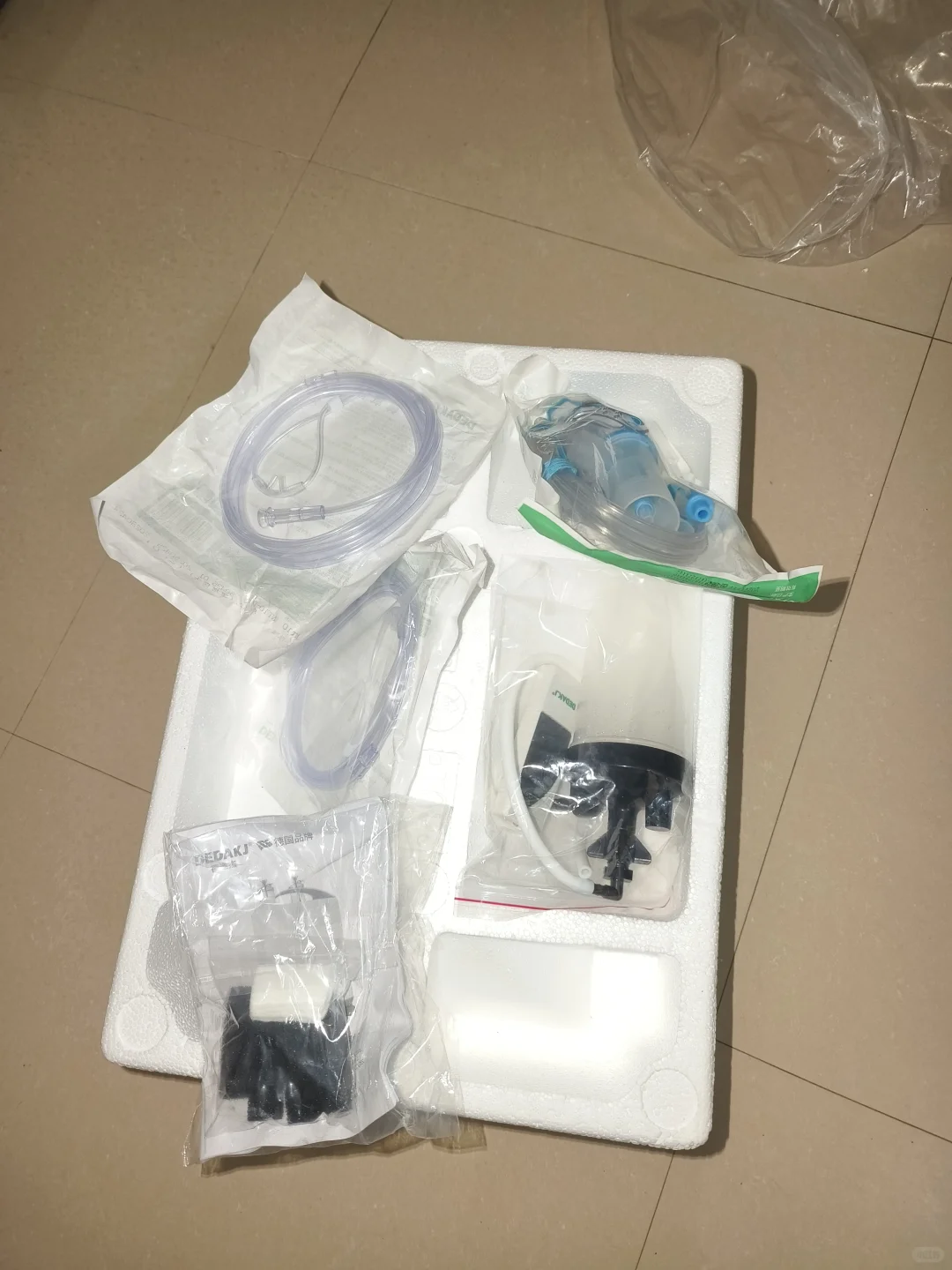 德迩杰10L氧气机带雾化