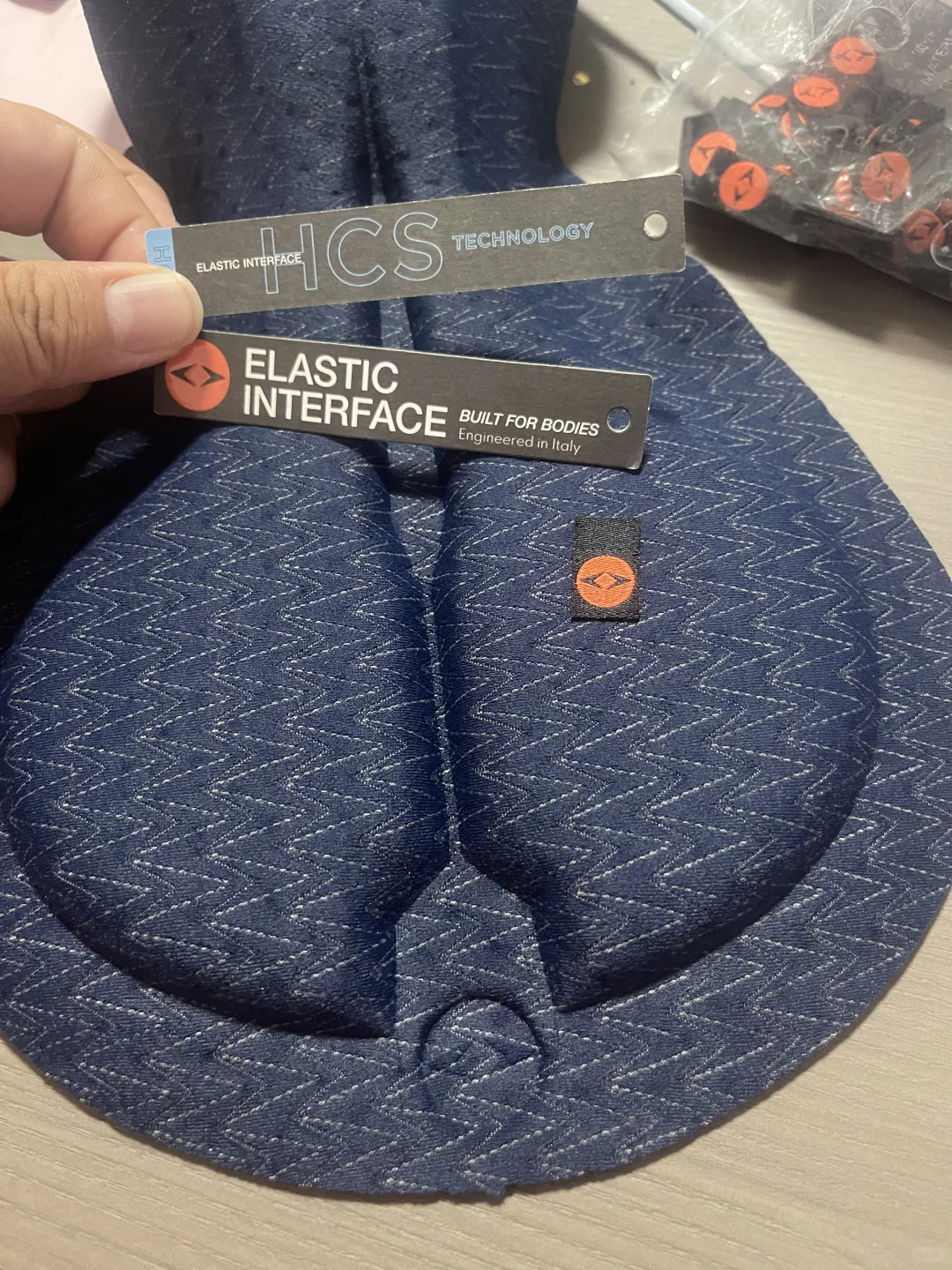 上架啦正品意大利200密度双箭头石墨烯坐垫