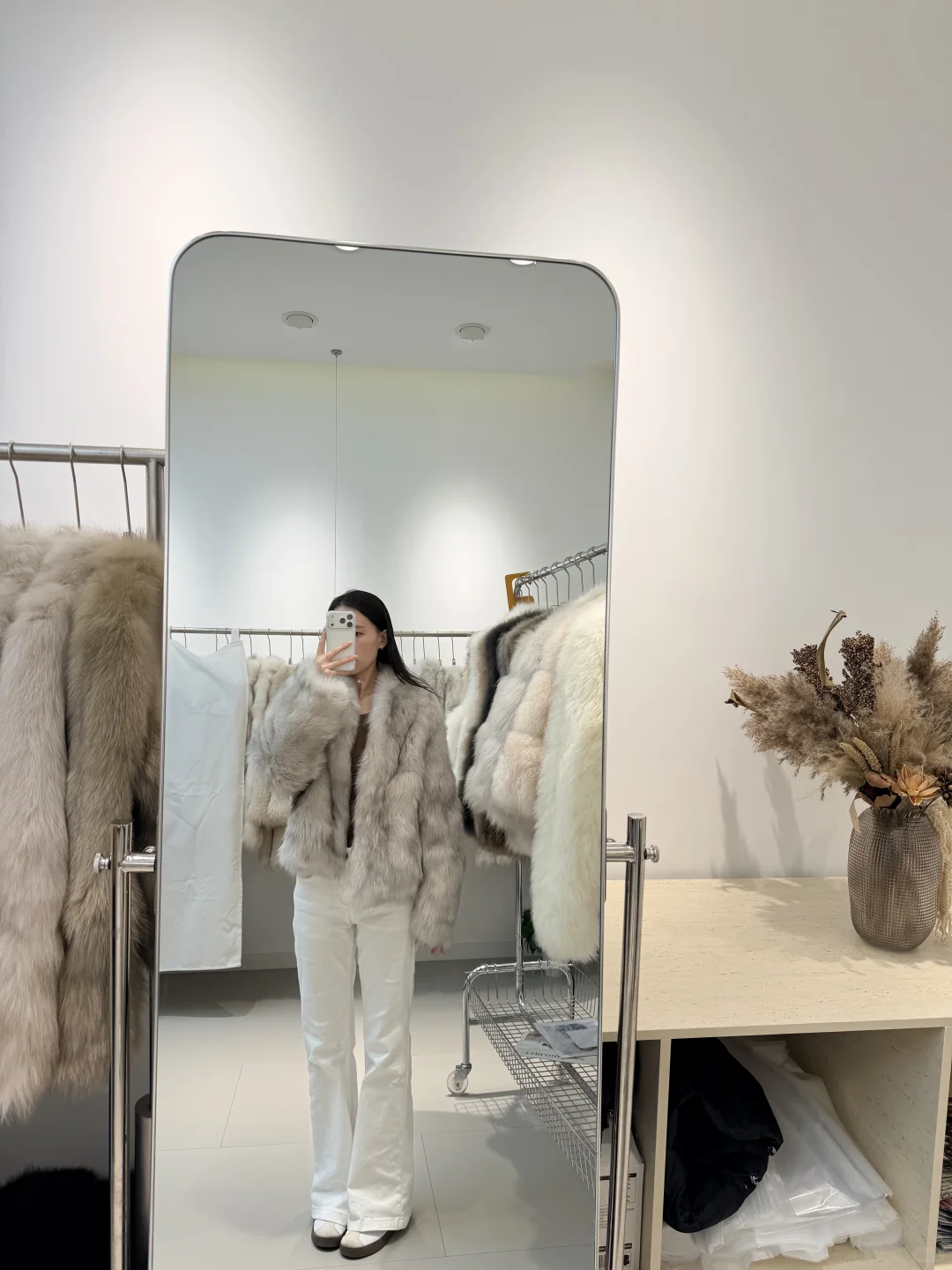 海宁皮革城攻略小个子也能买到心仪的皮草?