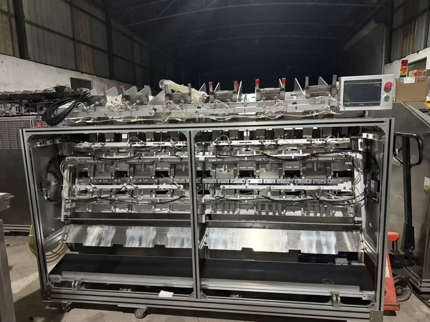 伟东8改6双枪面膜灌装机