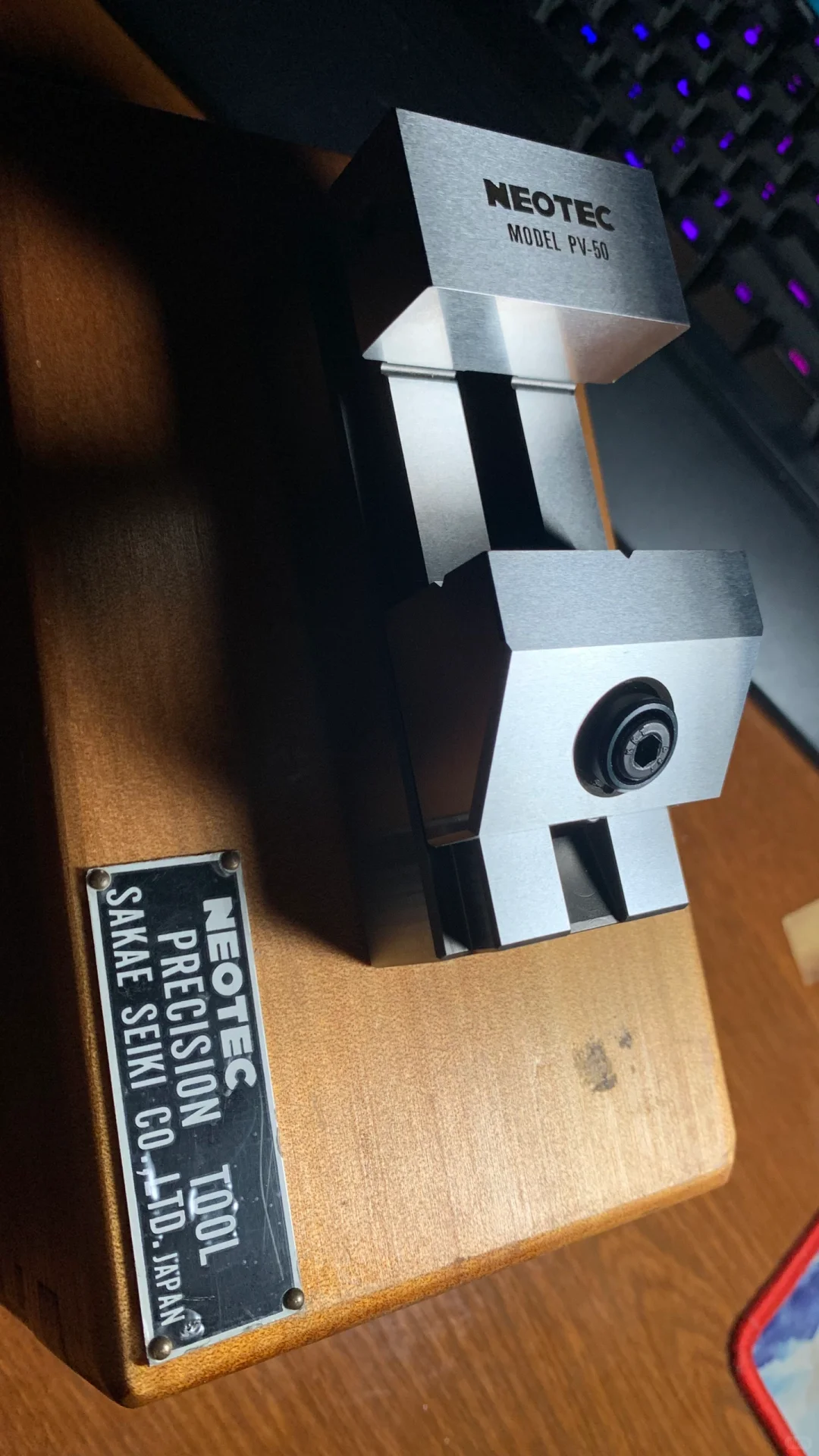 日本精密小台钳