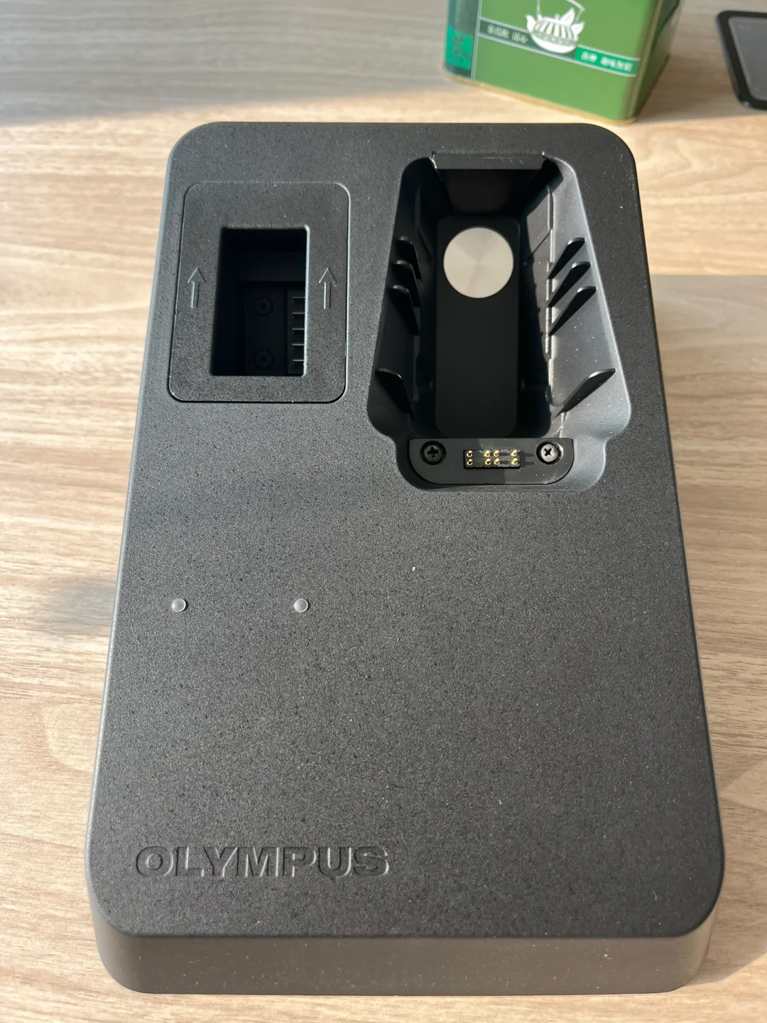 奥林巴斯原装进口智能充电底座