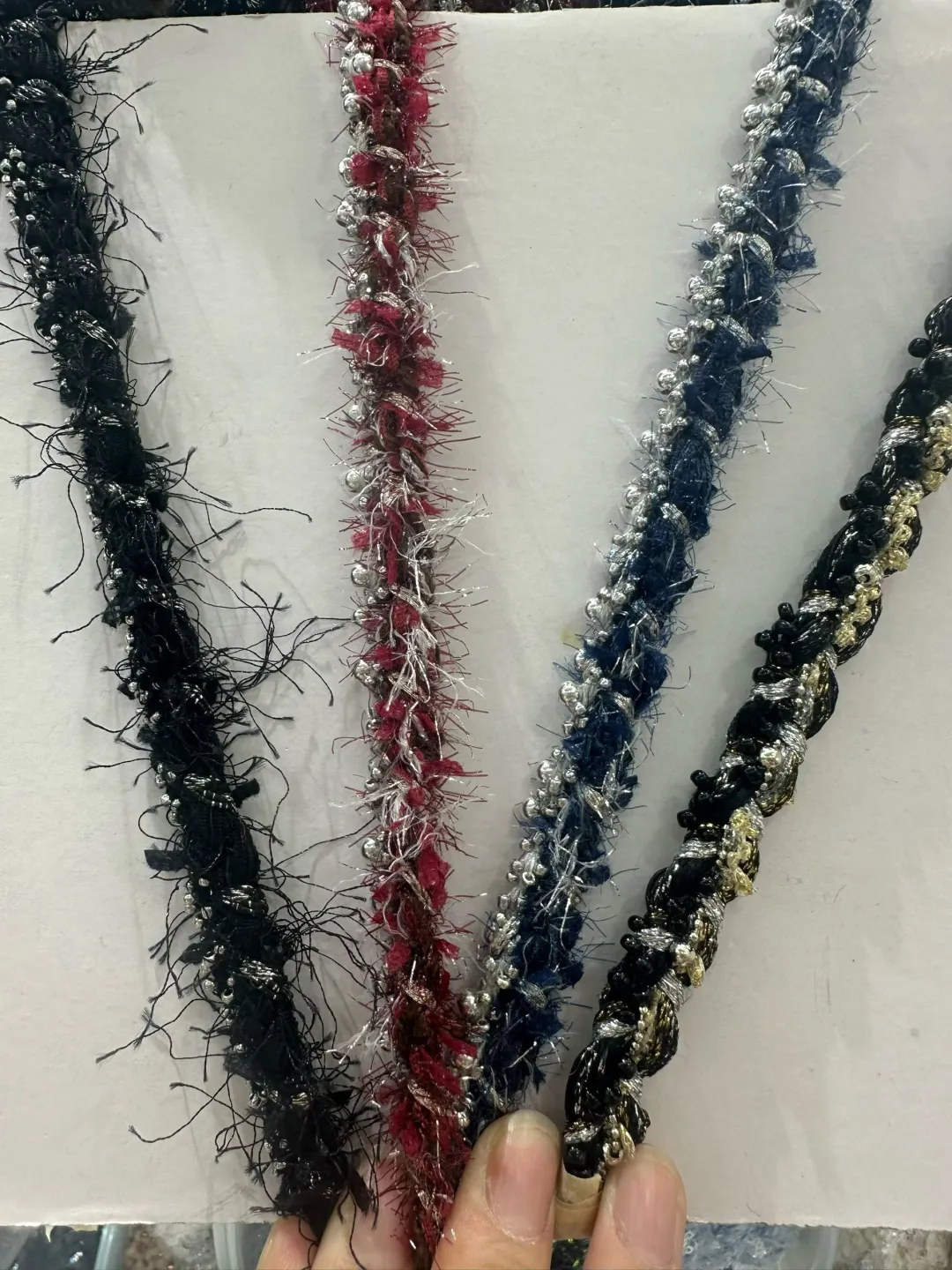 布料不好，辅料来凑