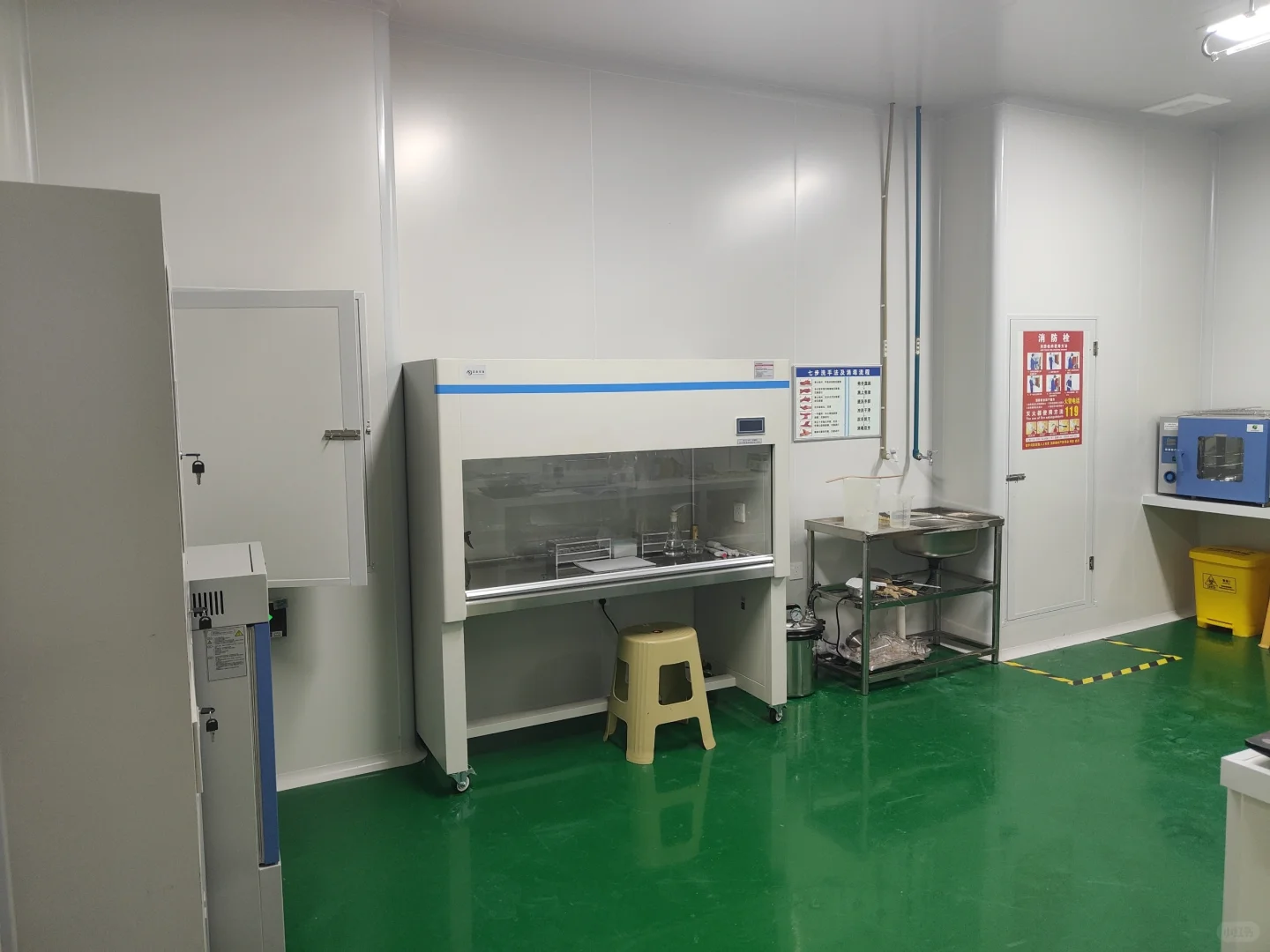 食品加工厂，使用1年，1350平，直接办证