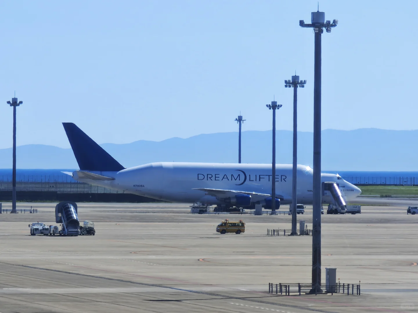 10.6 全球仅有4架的Dream Lifter就在眼前！