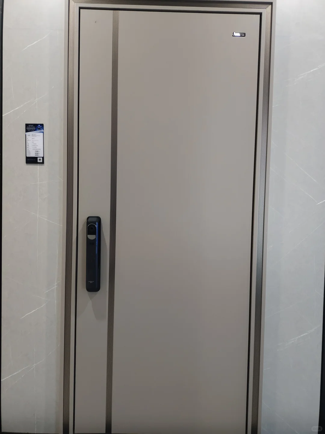 入户门怎么选？王力5.0智能门一步到位！