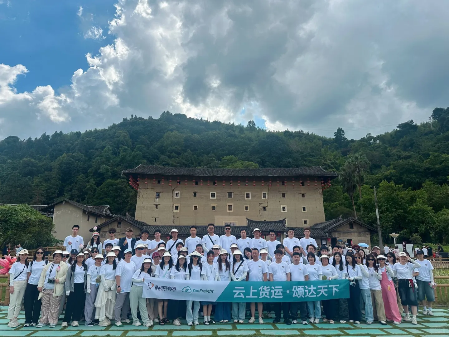 ?上海南站,头部大庄招空运直客销售?