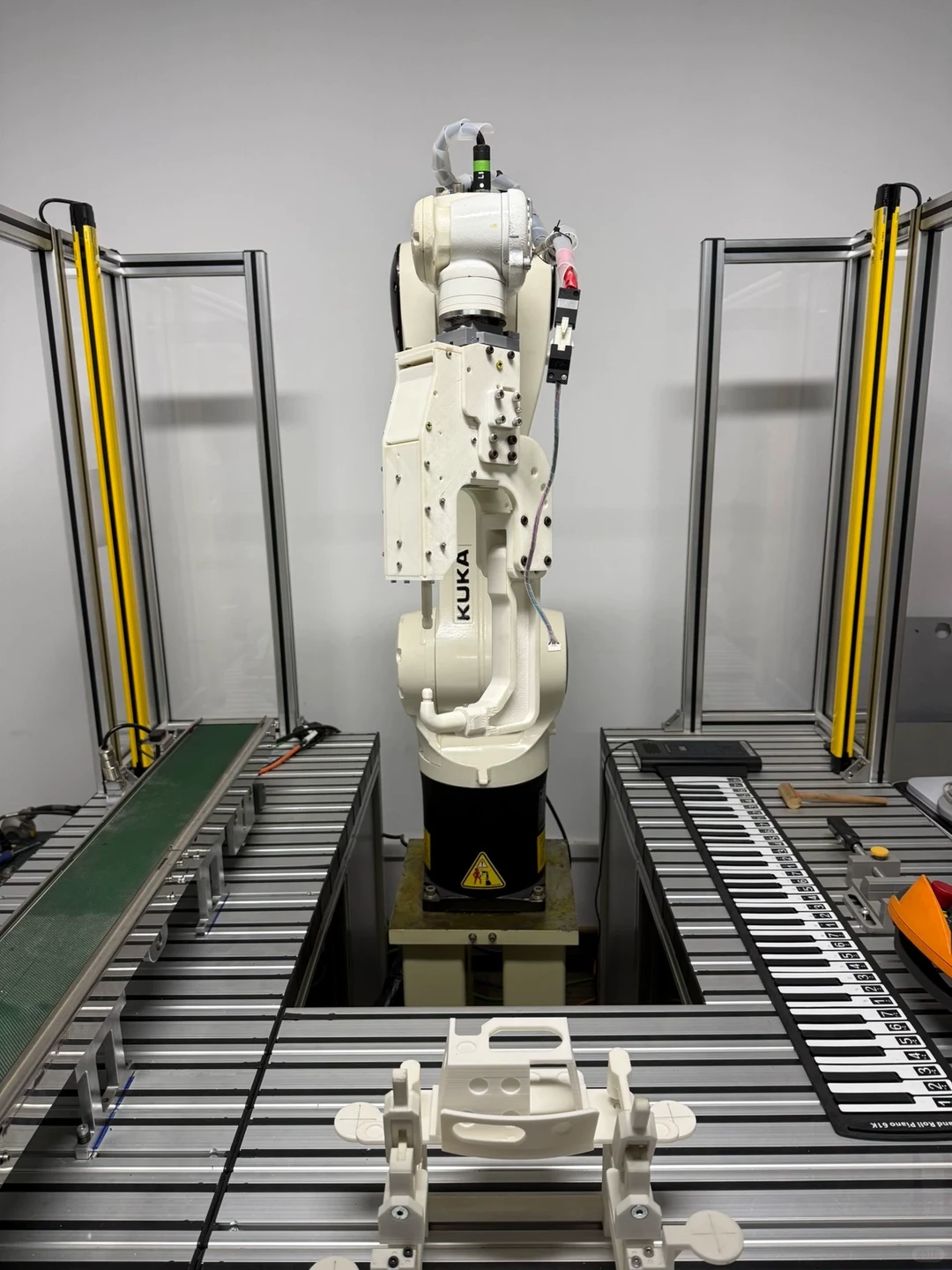 库卡机器人急转