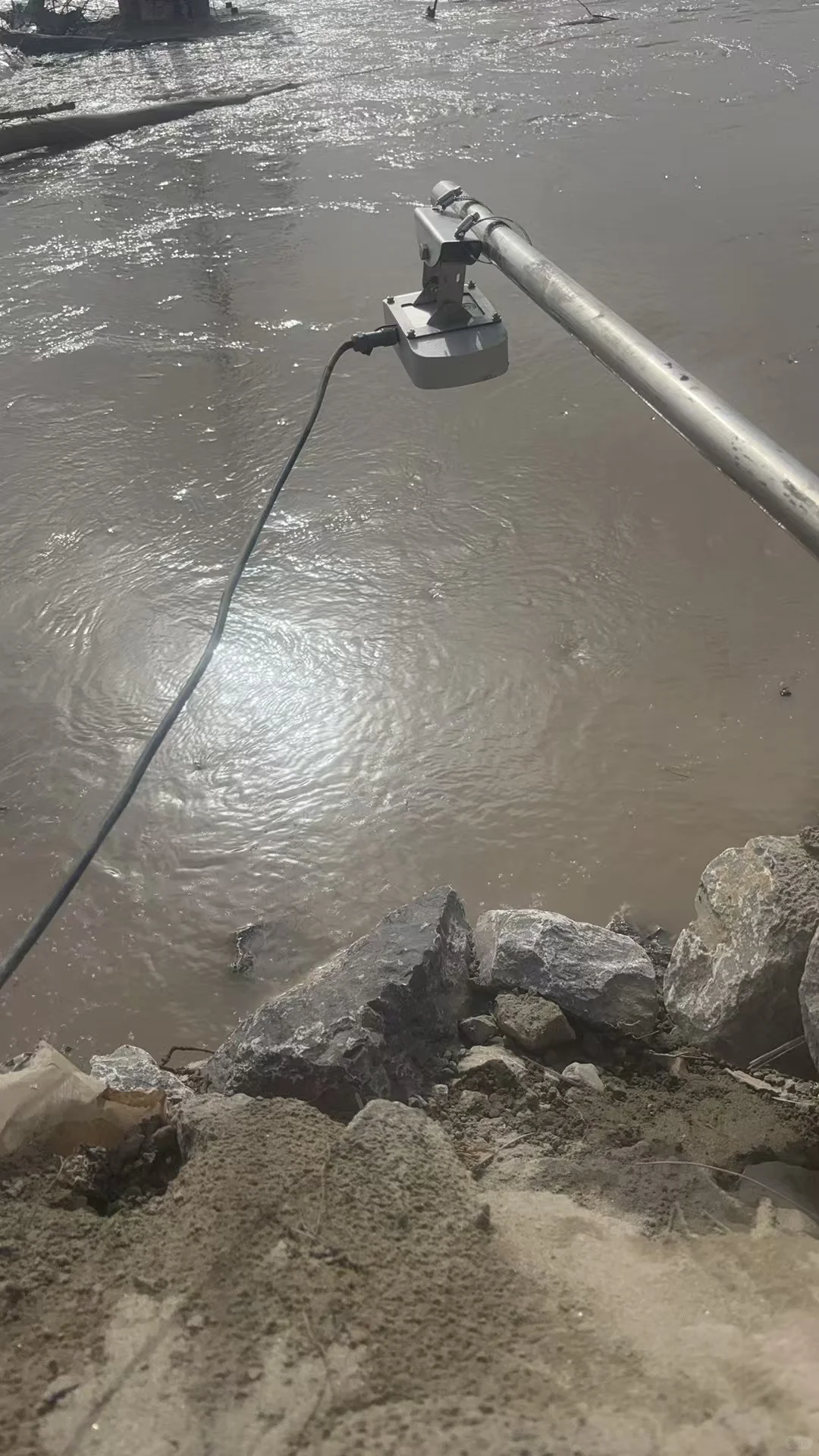 水位自动监测系统：水利智能监测的核心支撑