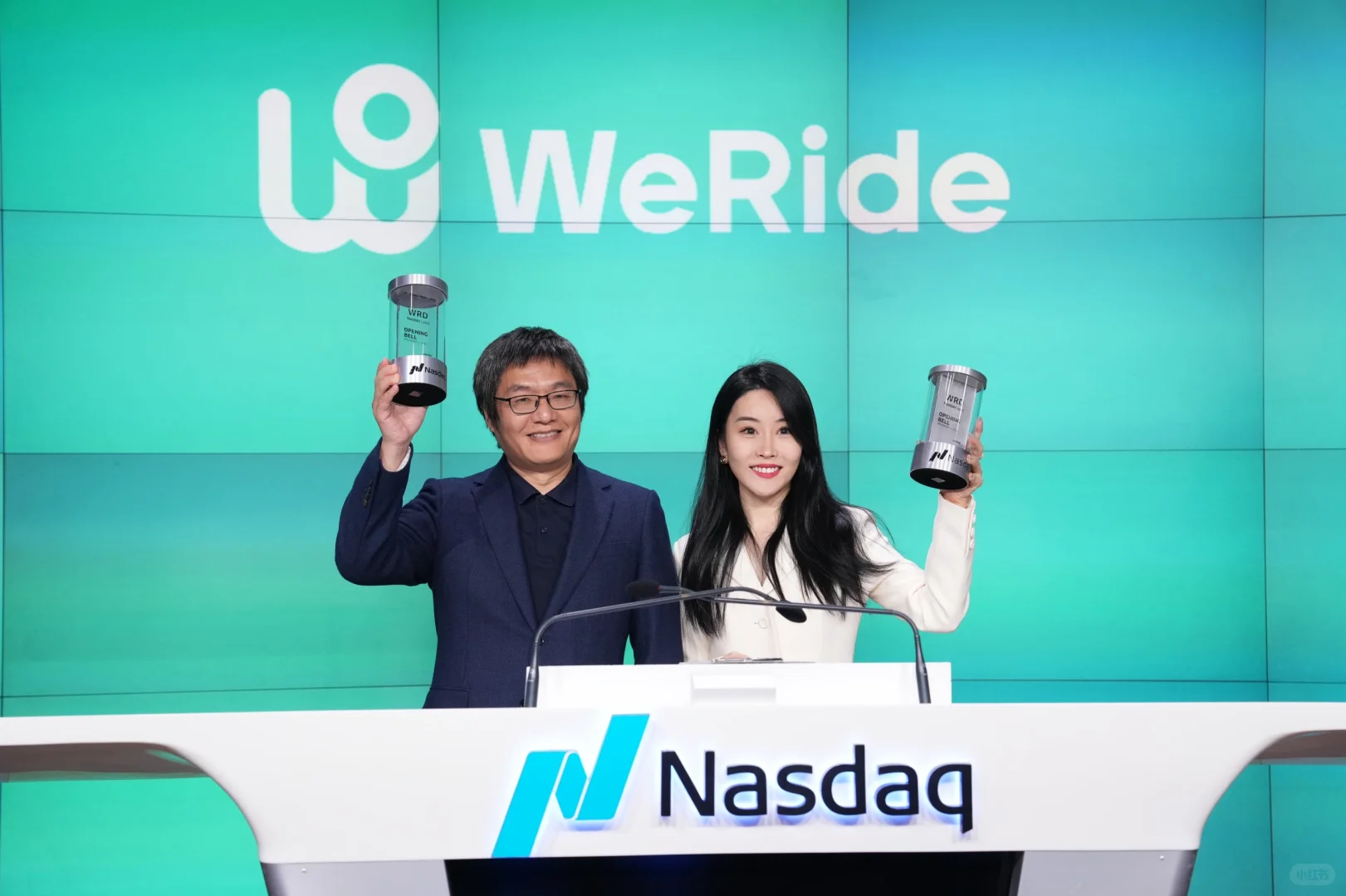 心愿达成?在纳斯达克上市敲钟啦